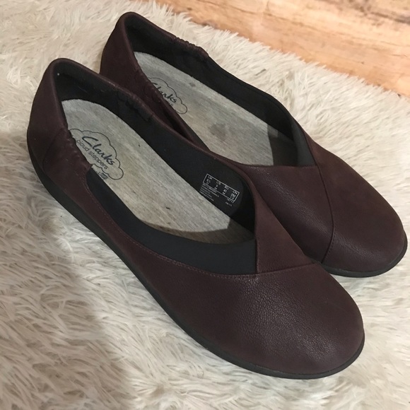 clarks soft steppers